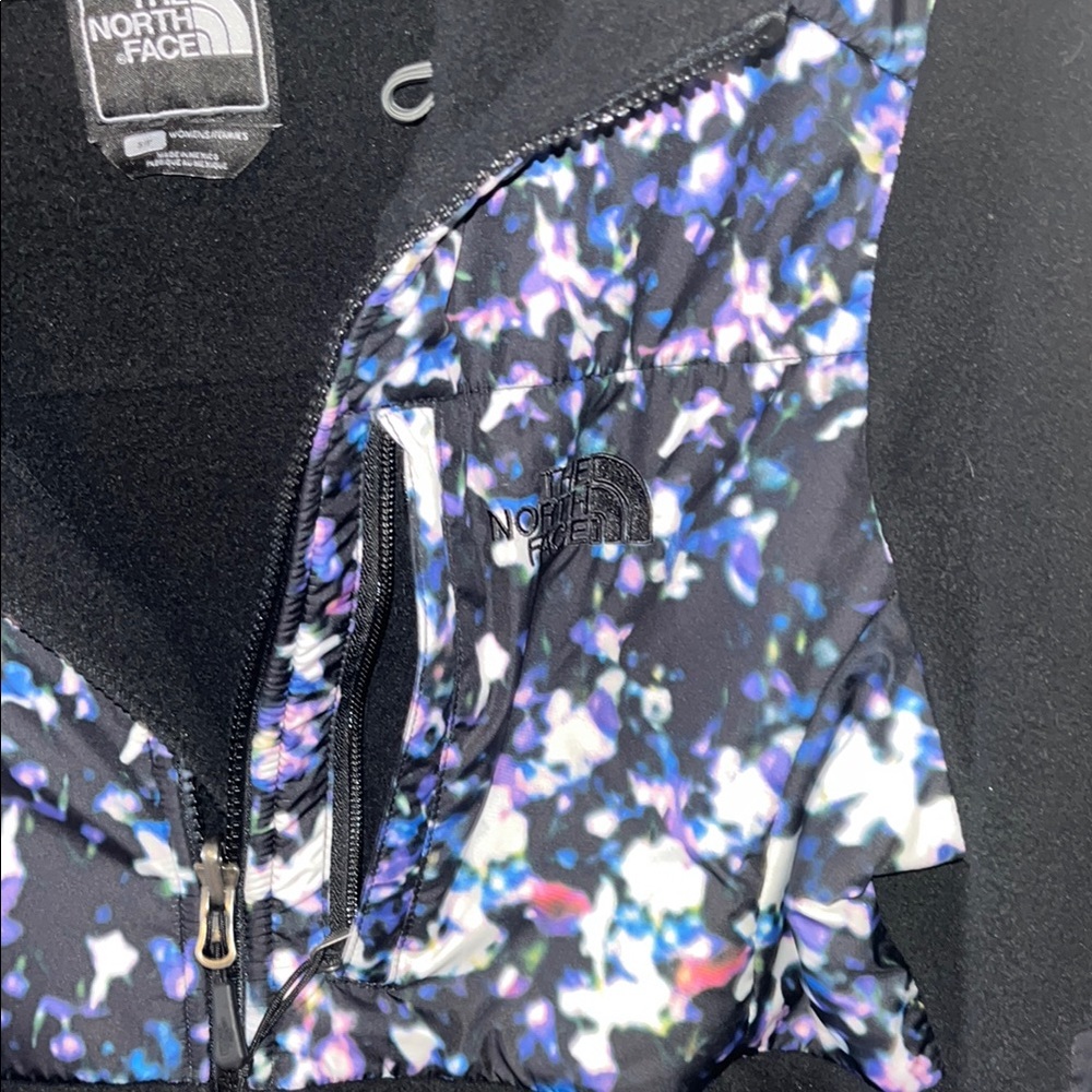 Floral Patterned Jacket - Picture 6 of 7